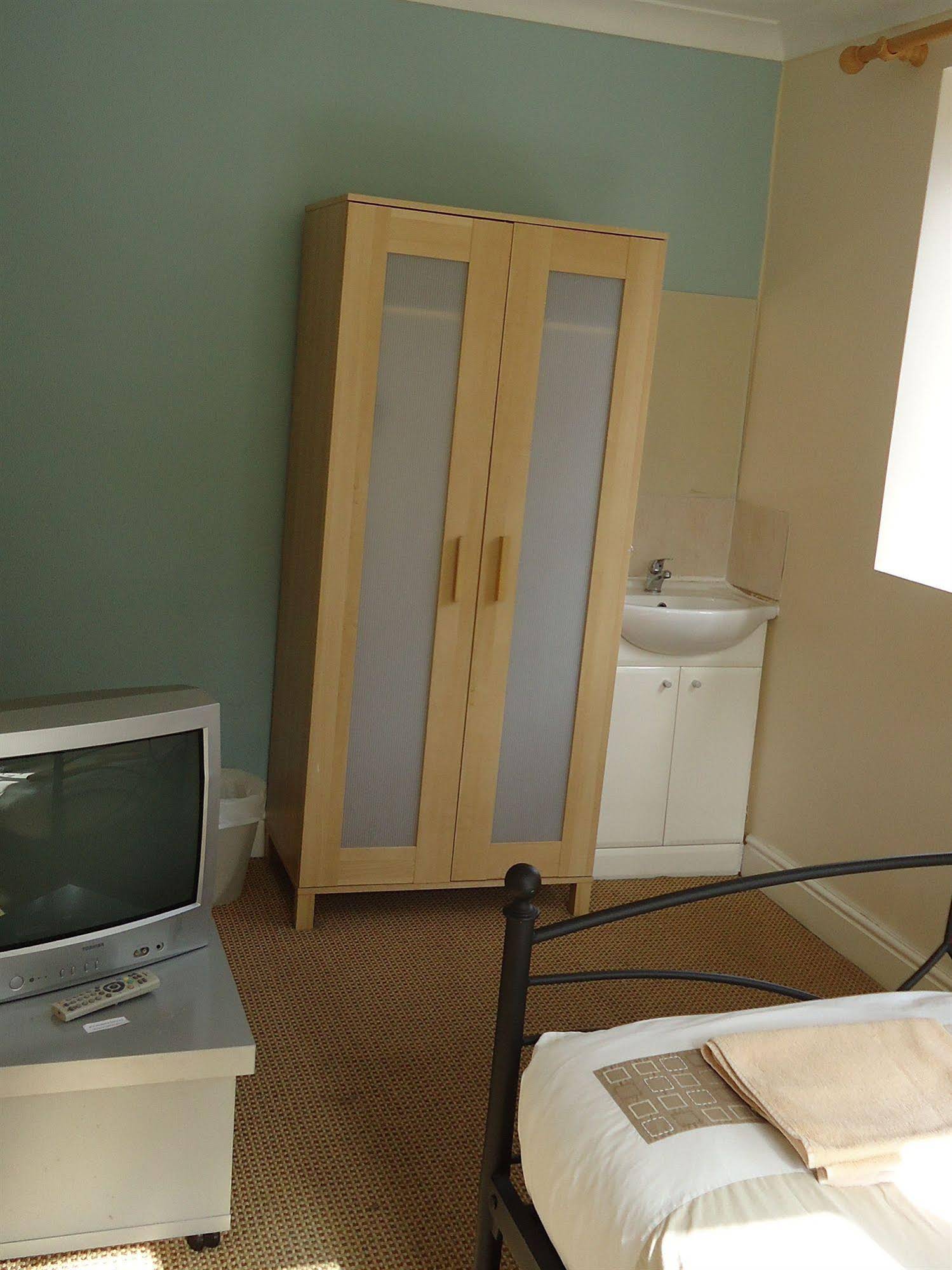 Hour Glass Hotel