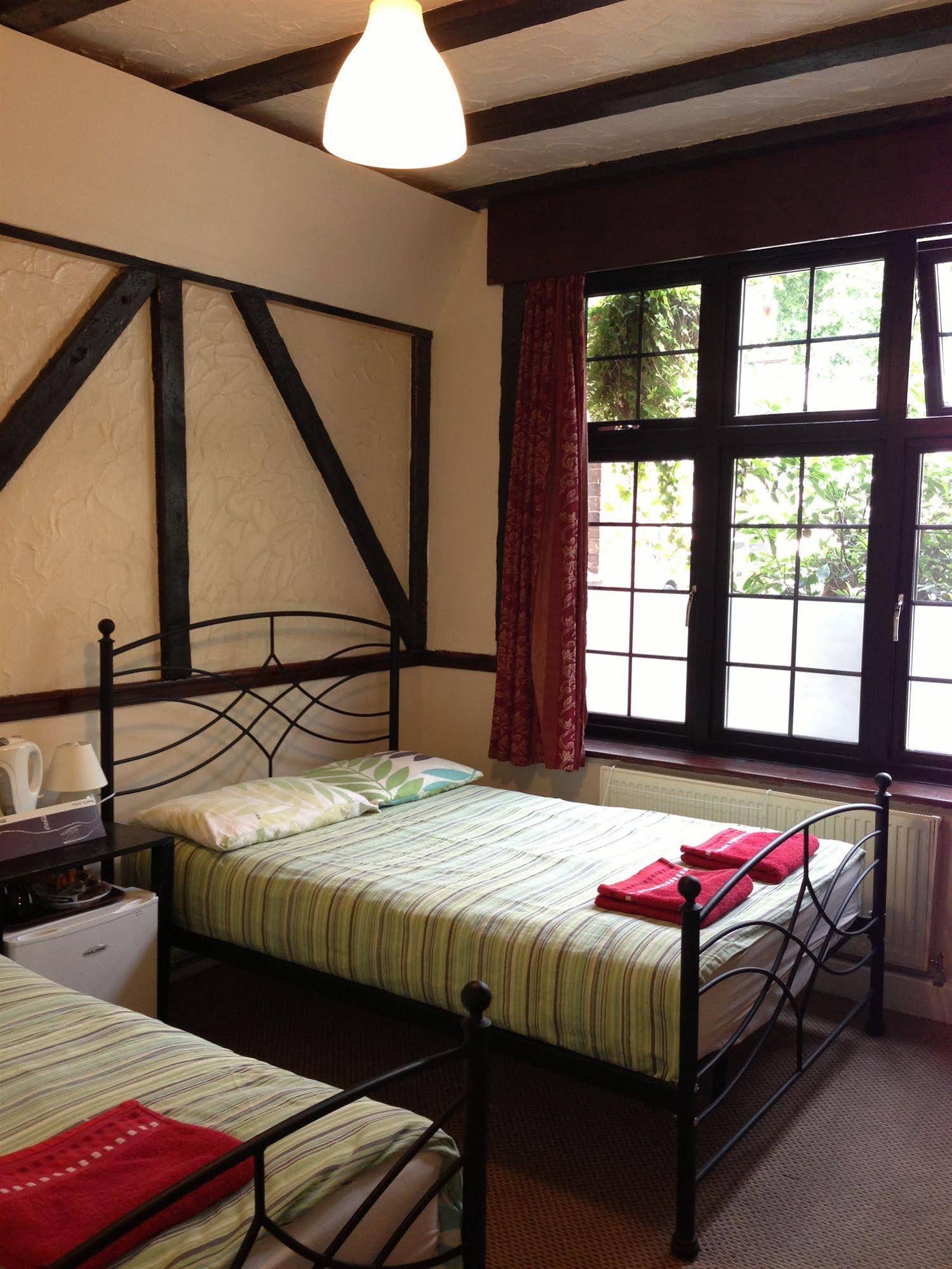 Hour Glass Hotel