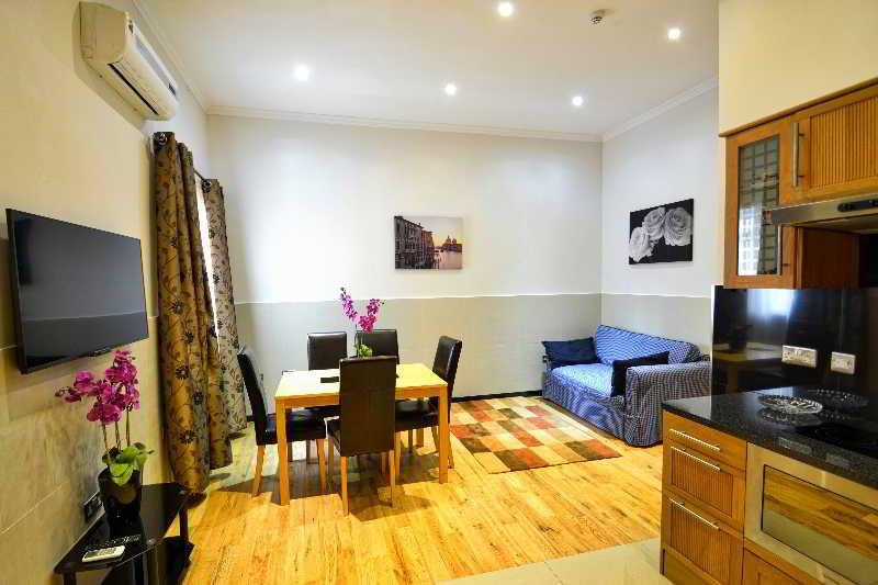 Hyde Park Apartments