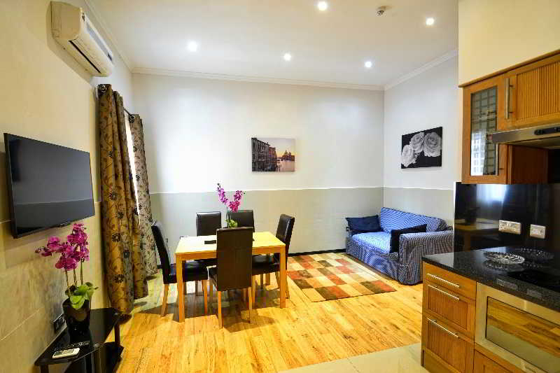 Hyde Park Apartments