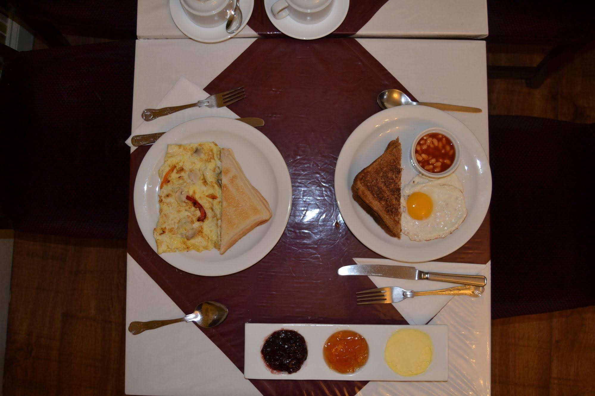 Hyde Park Court Hotel