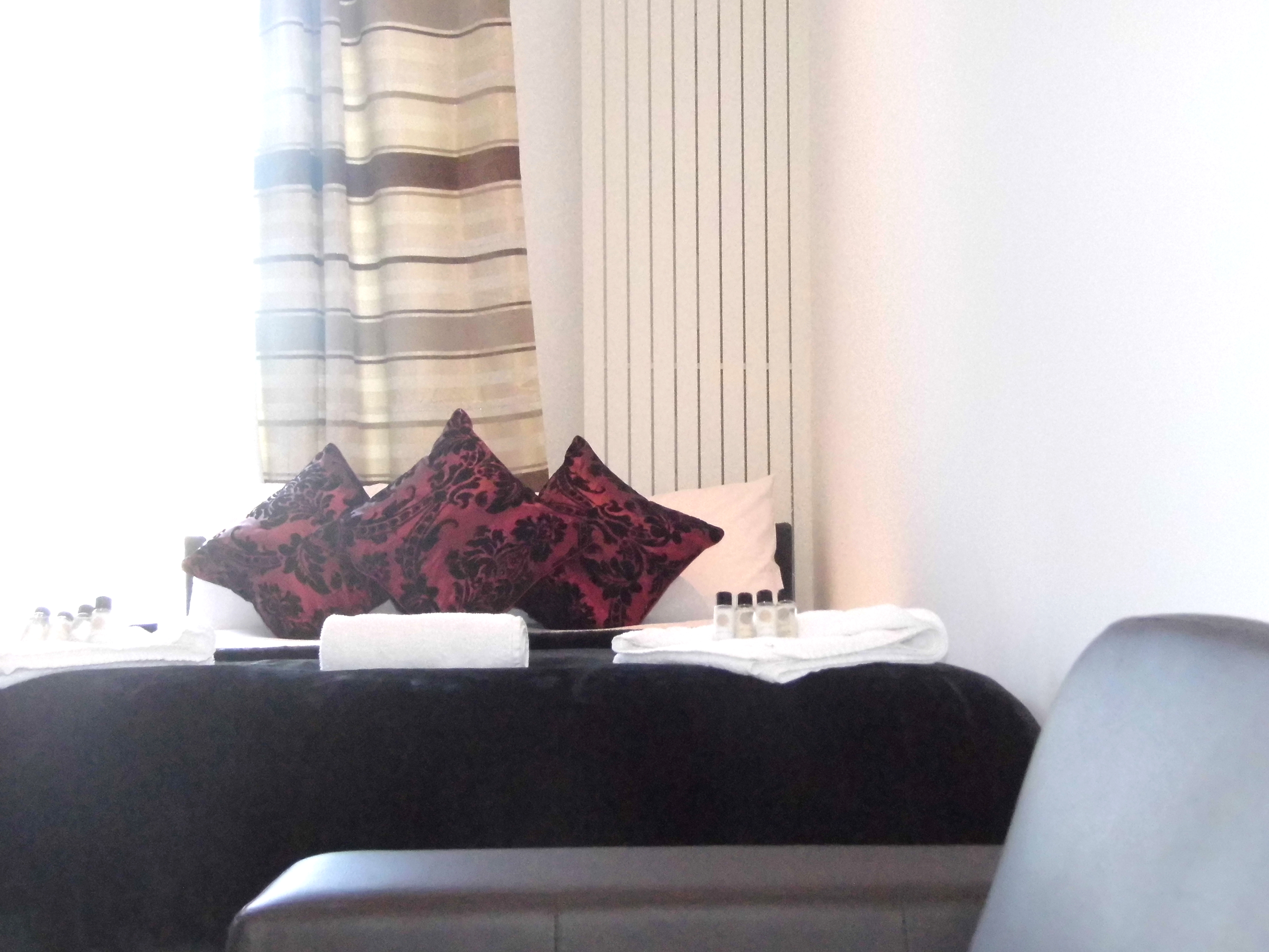 Hyde Park Gate Hotel