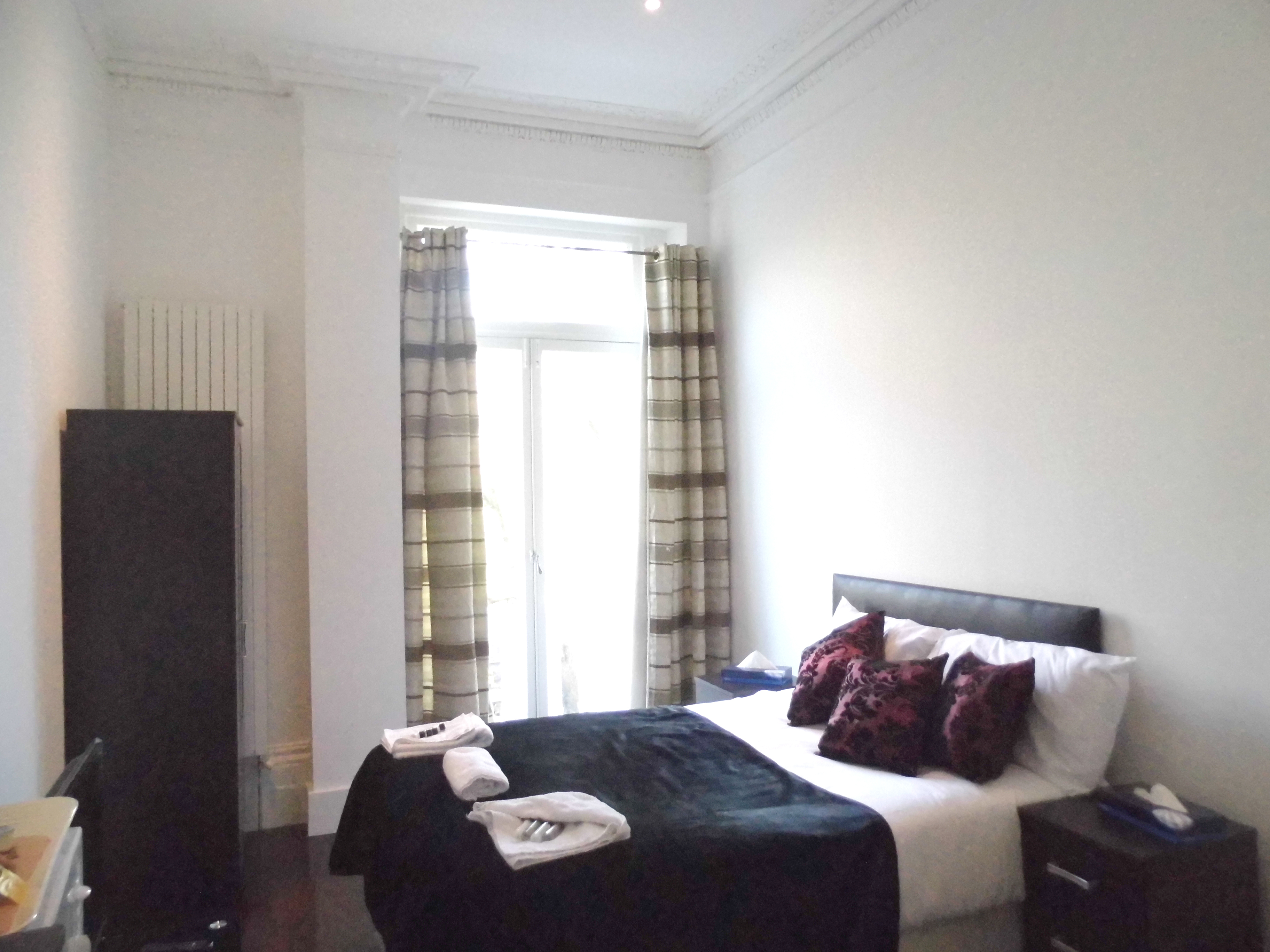Hyde Park Gate Hotel