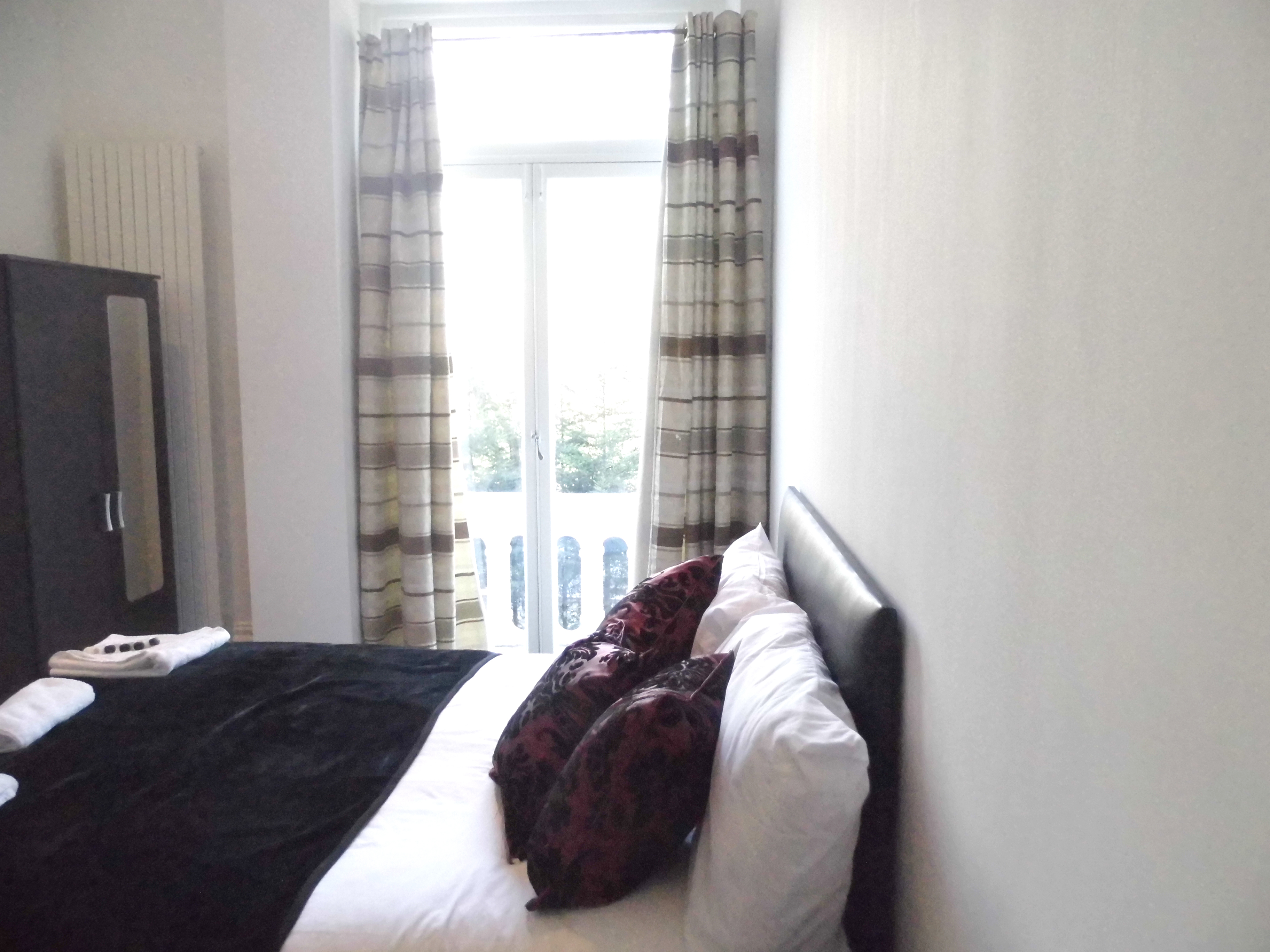 Hyde Park Gate Hotel