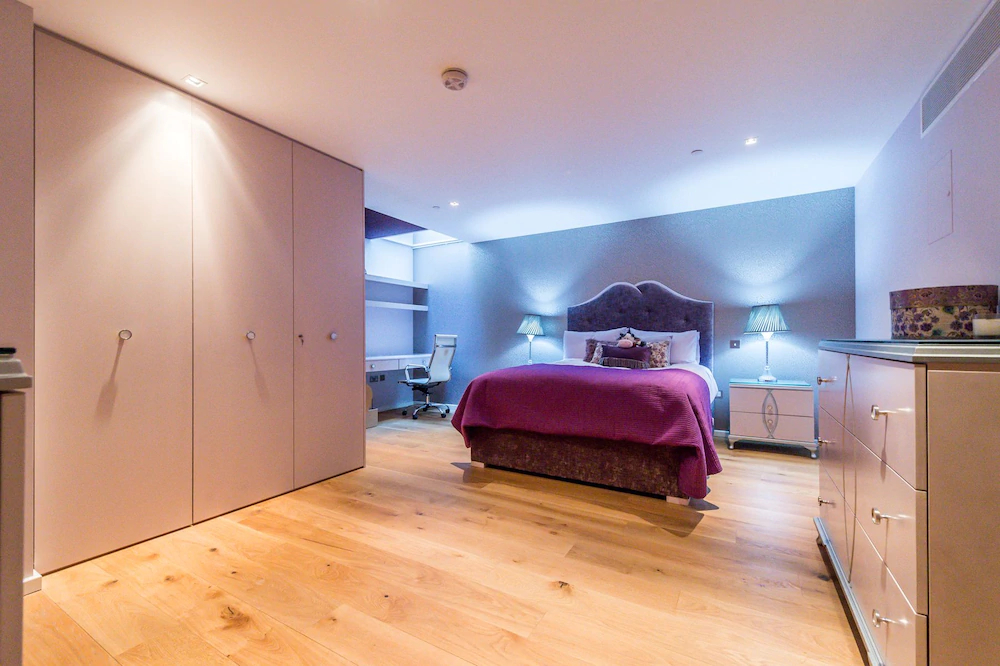 Hyde Park Luxe