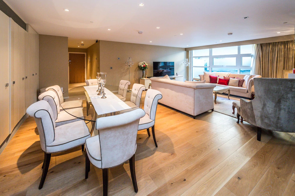 Hyde Park Luxe