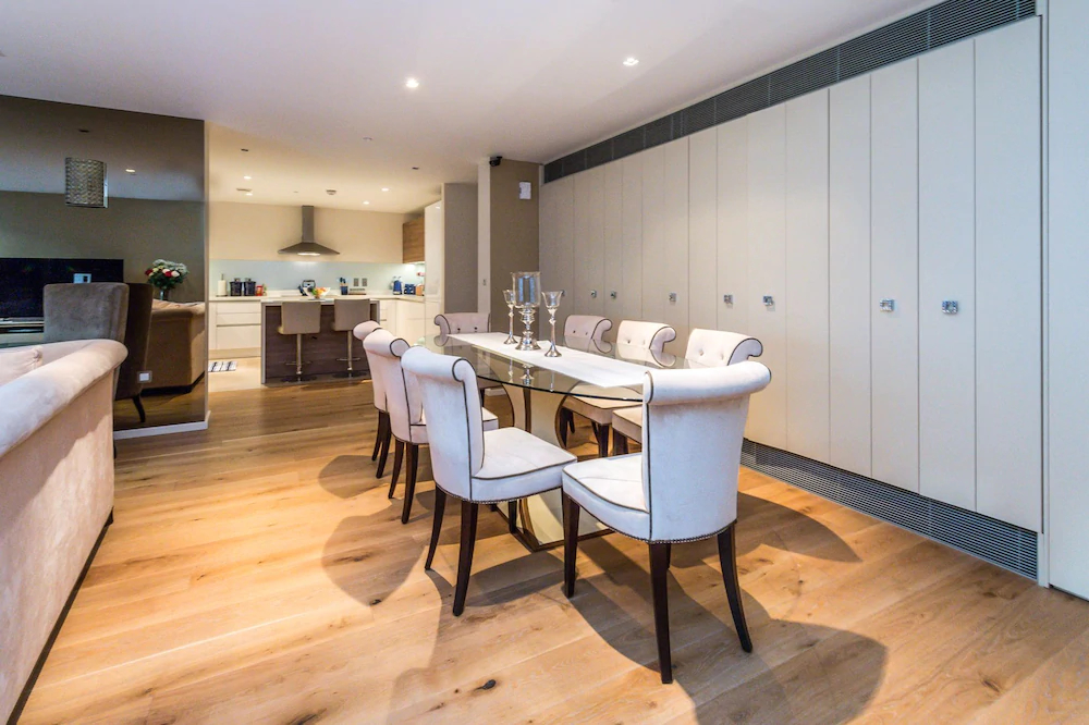 Hyde Park Luxe