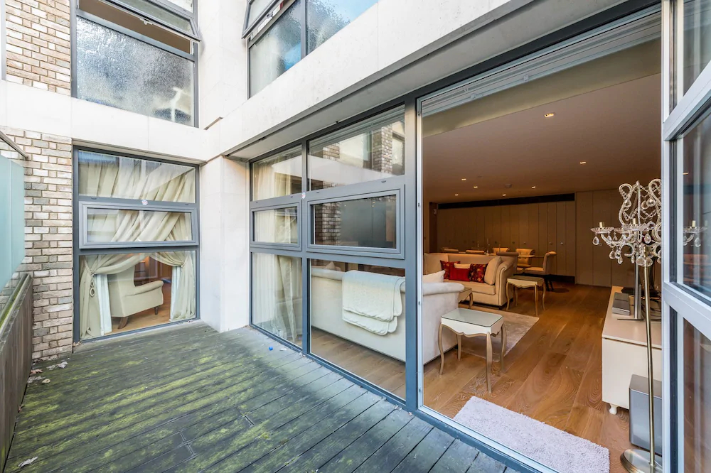Hyde Park Luxe