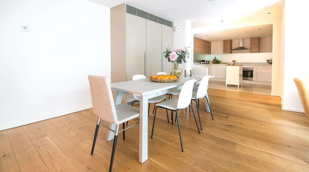 Hyde Park Luxe