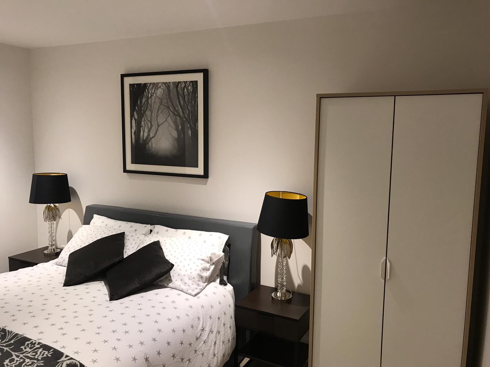 Kew Bridge Apartments
