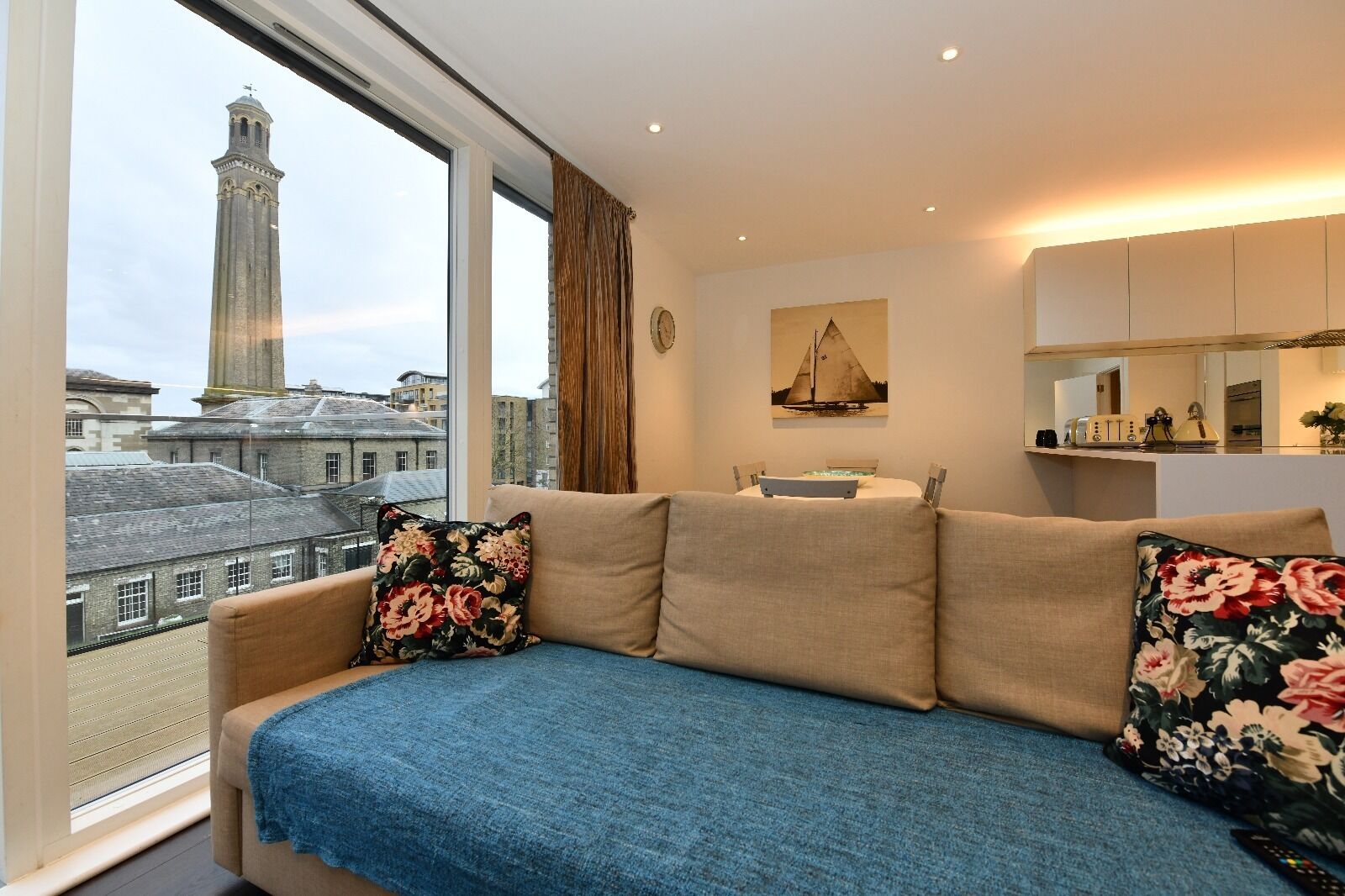 Kew Bridge Apartments