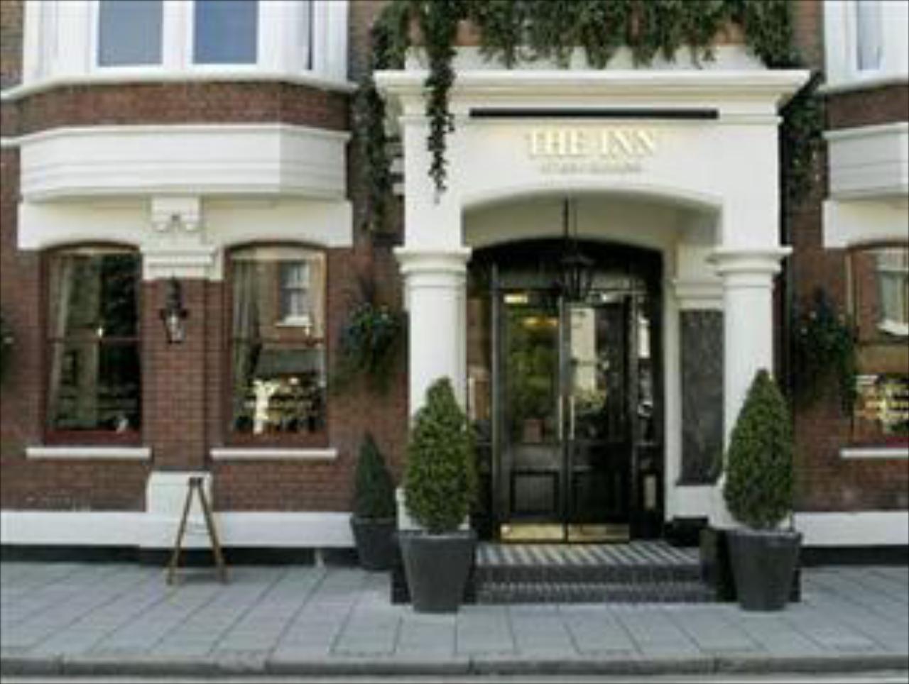 Kew Gardens Hotel
