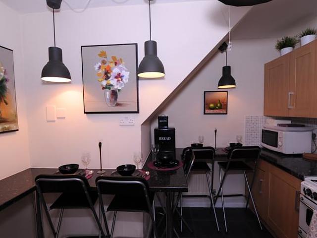 Kingward Rooms