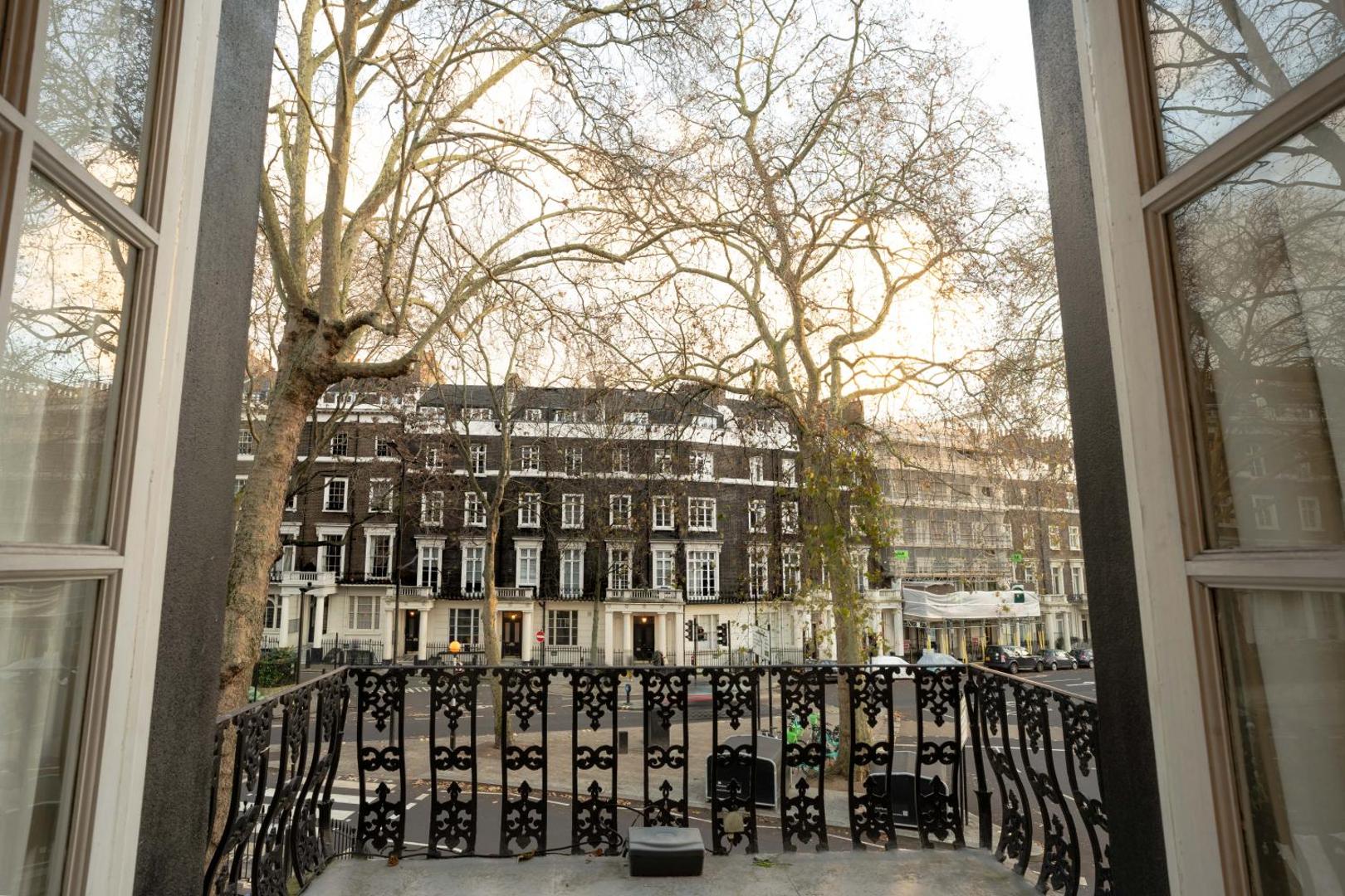 Lancaster Court