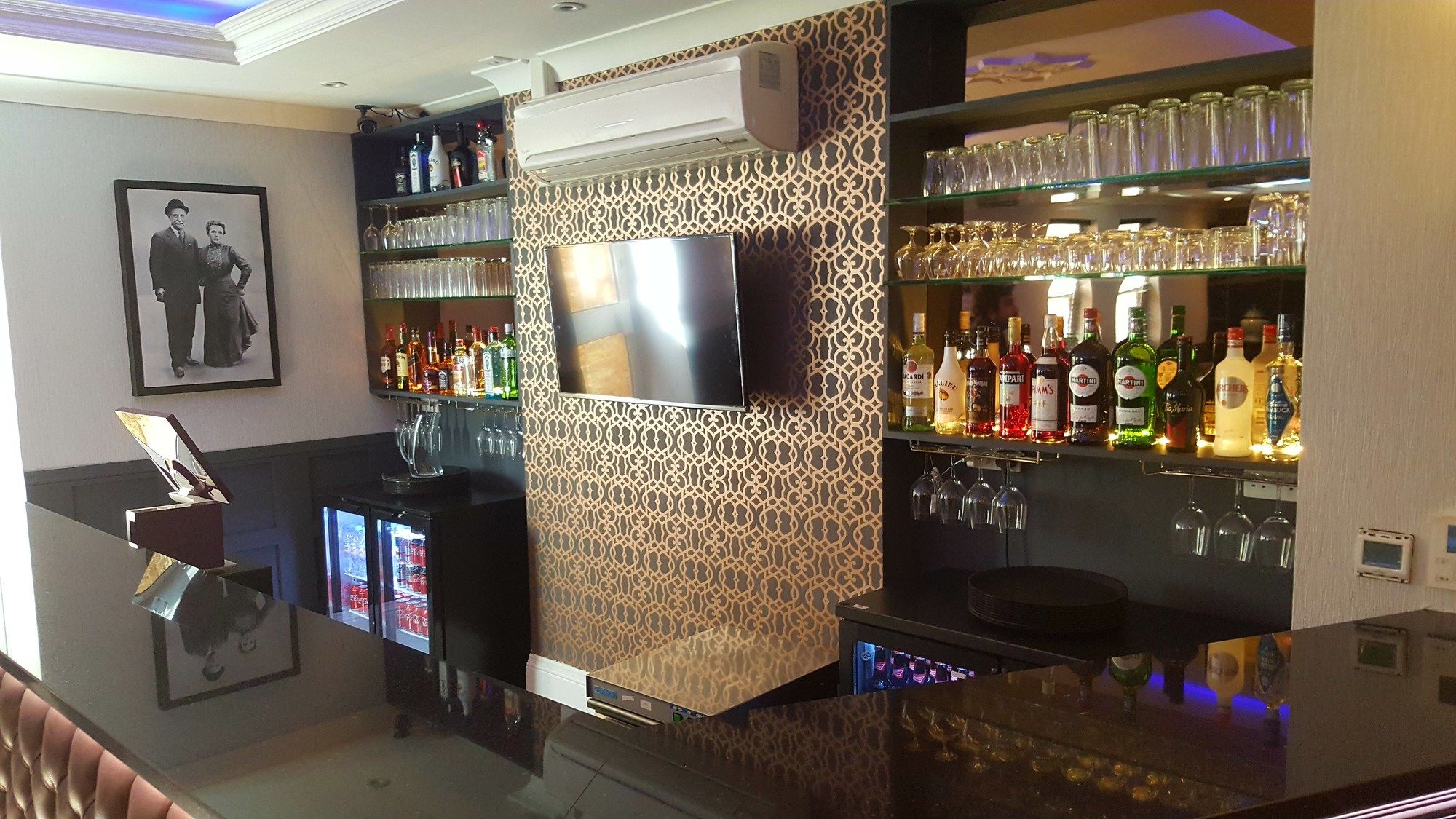 Lansbury Heritage Hotel