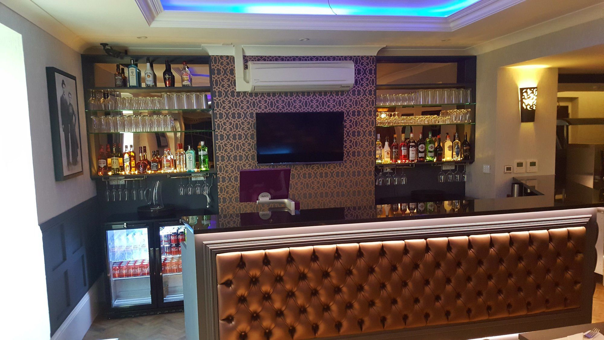 Lansbury Heritage Hotel