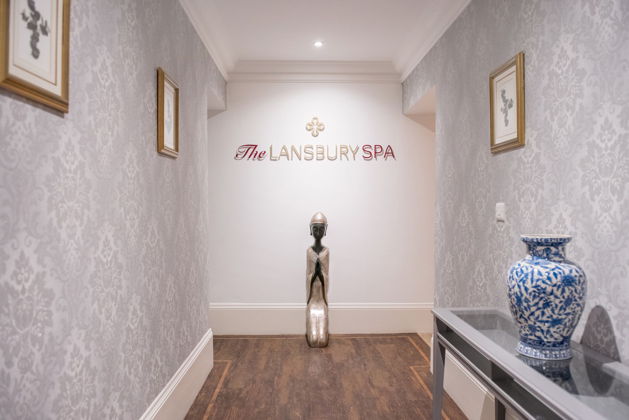 Lansbury Heritage Hotel
