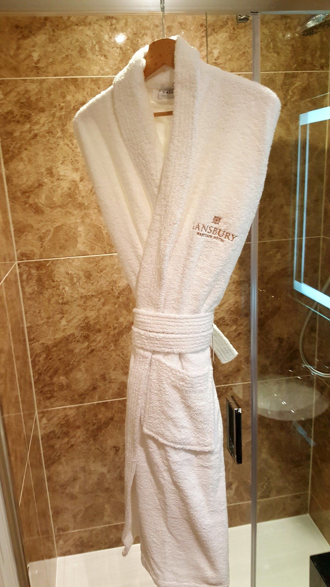 Lansbury Heritage Hotel