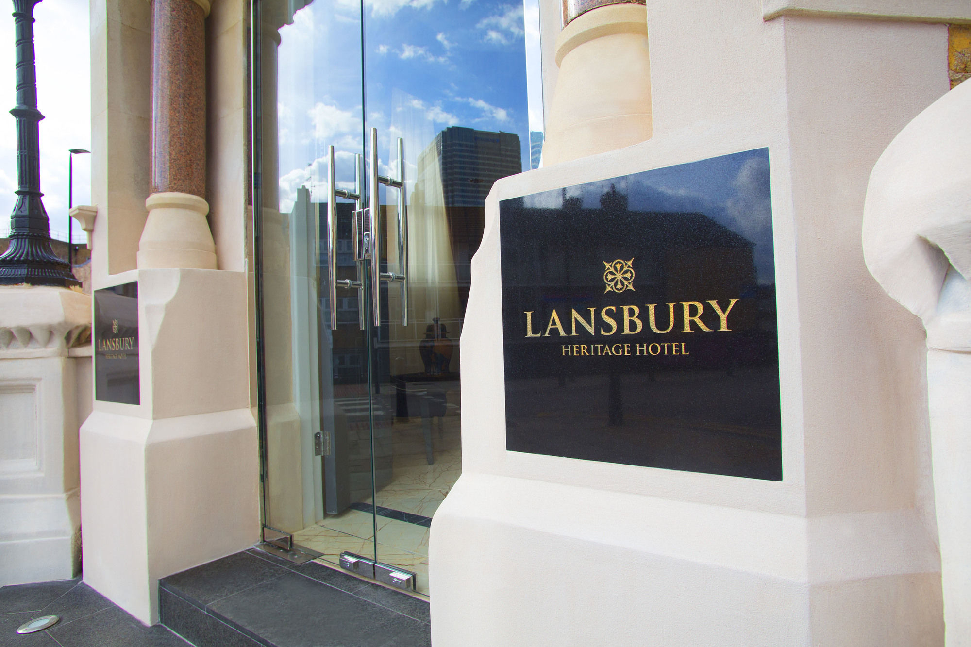 Lansbury Heritage Hotel