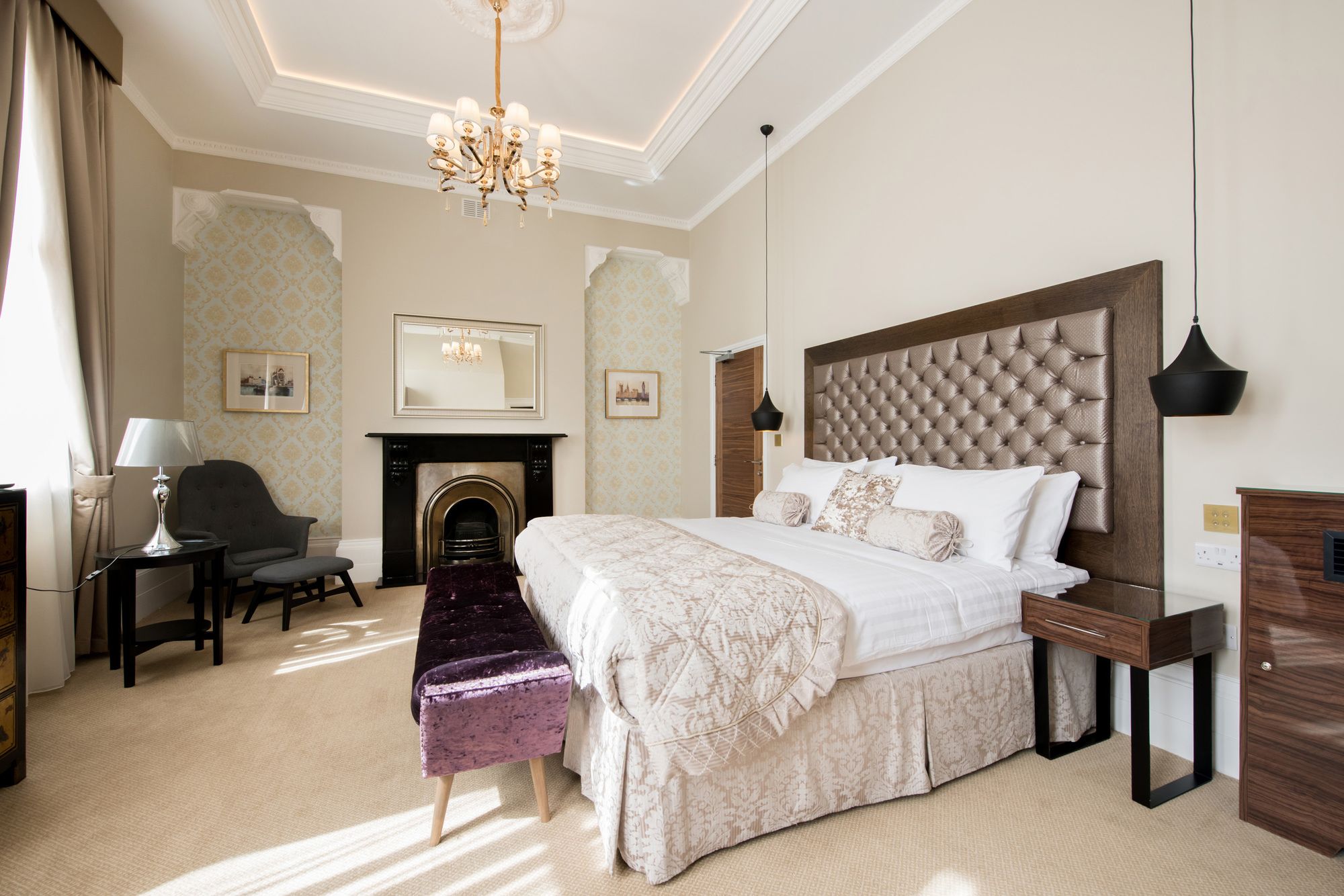Lansbury Heritage Hotel