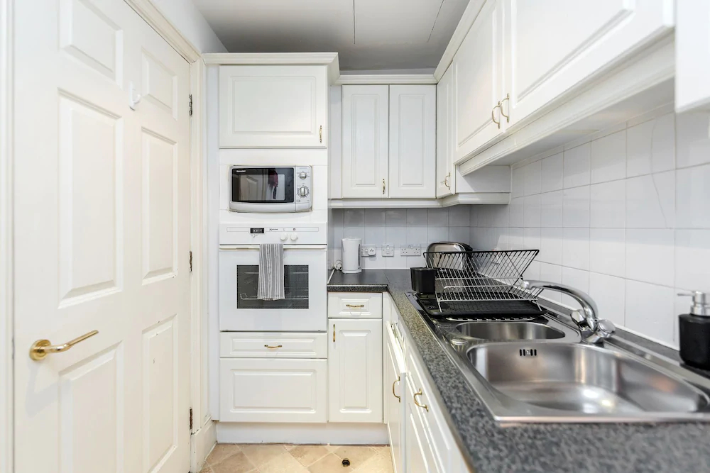 Lcs Chancery Lane Apartments