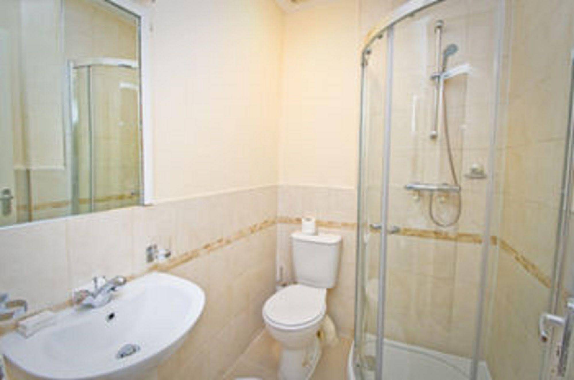 Leigh House Hotel