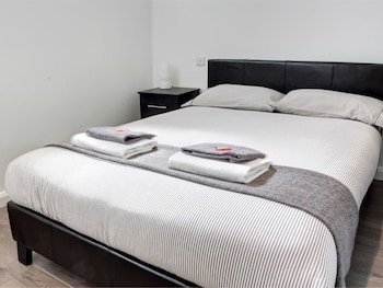 Linton Apartments