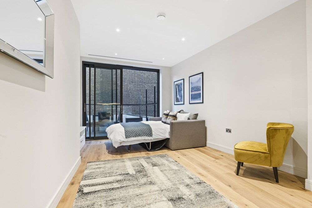 London Bridge Suites