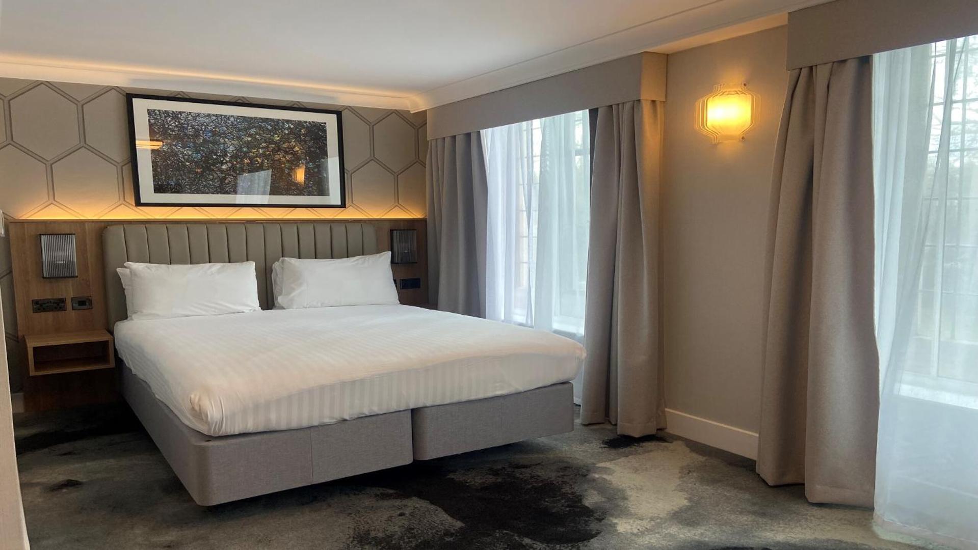 London Chigwell Prince Regent Hotel, BW Signature Collection