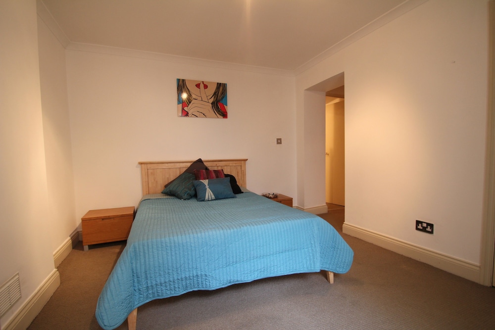 London Paddington Suites