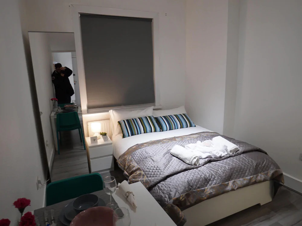 London Queens Apartments