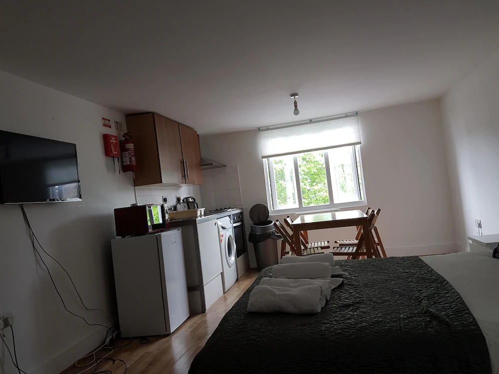 London Queens Apartments