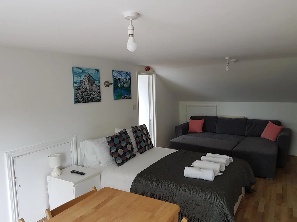 London Queens Apartments