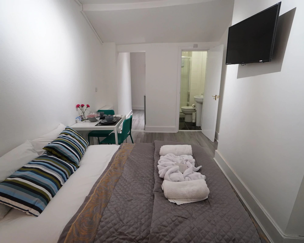 London Queens Apartments