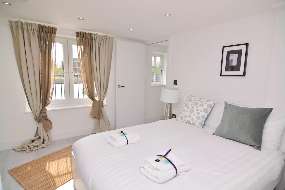 Macarena Wharf Apartments