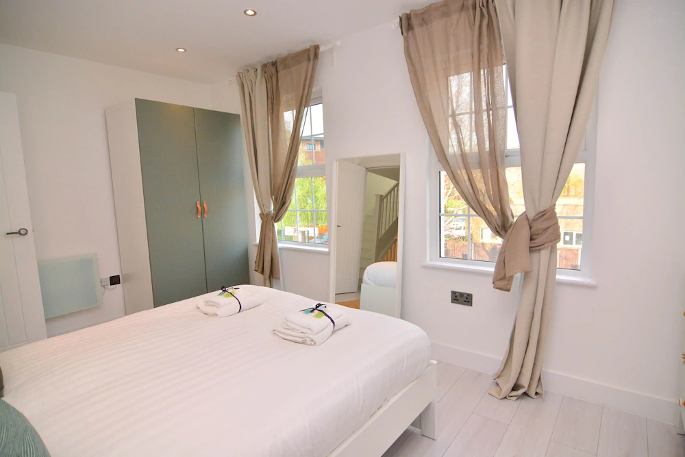Macarena Wharf Apartments