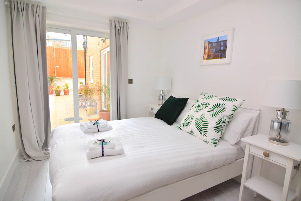 Macarena Wharf Apartments