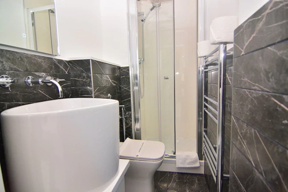 Macarena Wharf Apartments