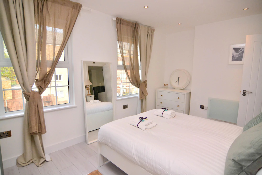 Macarena Wharf Apartments