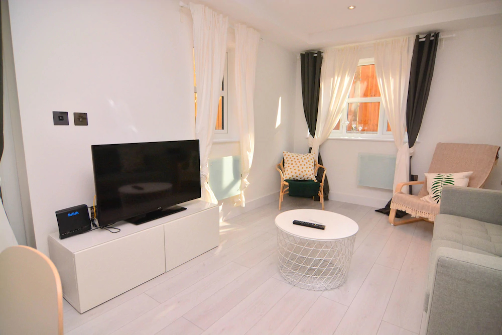 Macarena Wharf Apartments