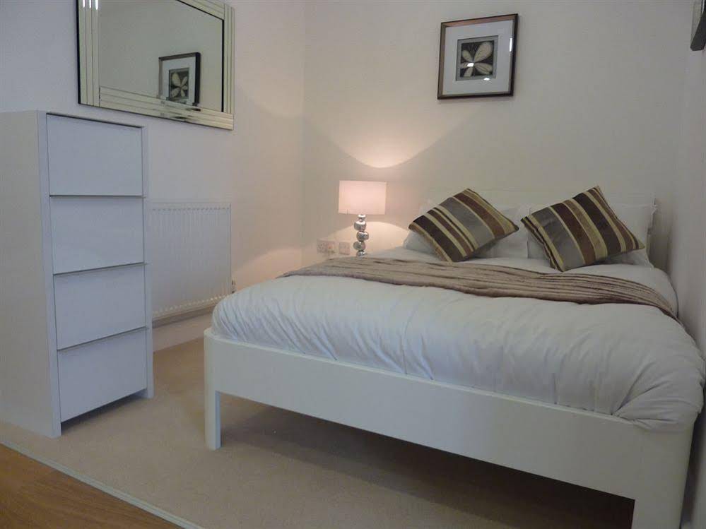 MAX Serviced Apartments Aldgate, Wilson Tower