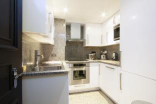 Mayfair House