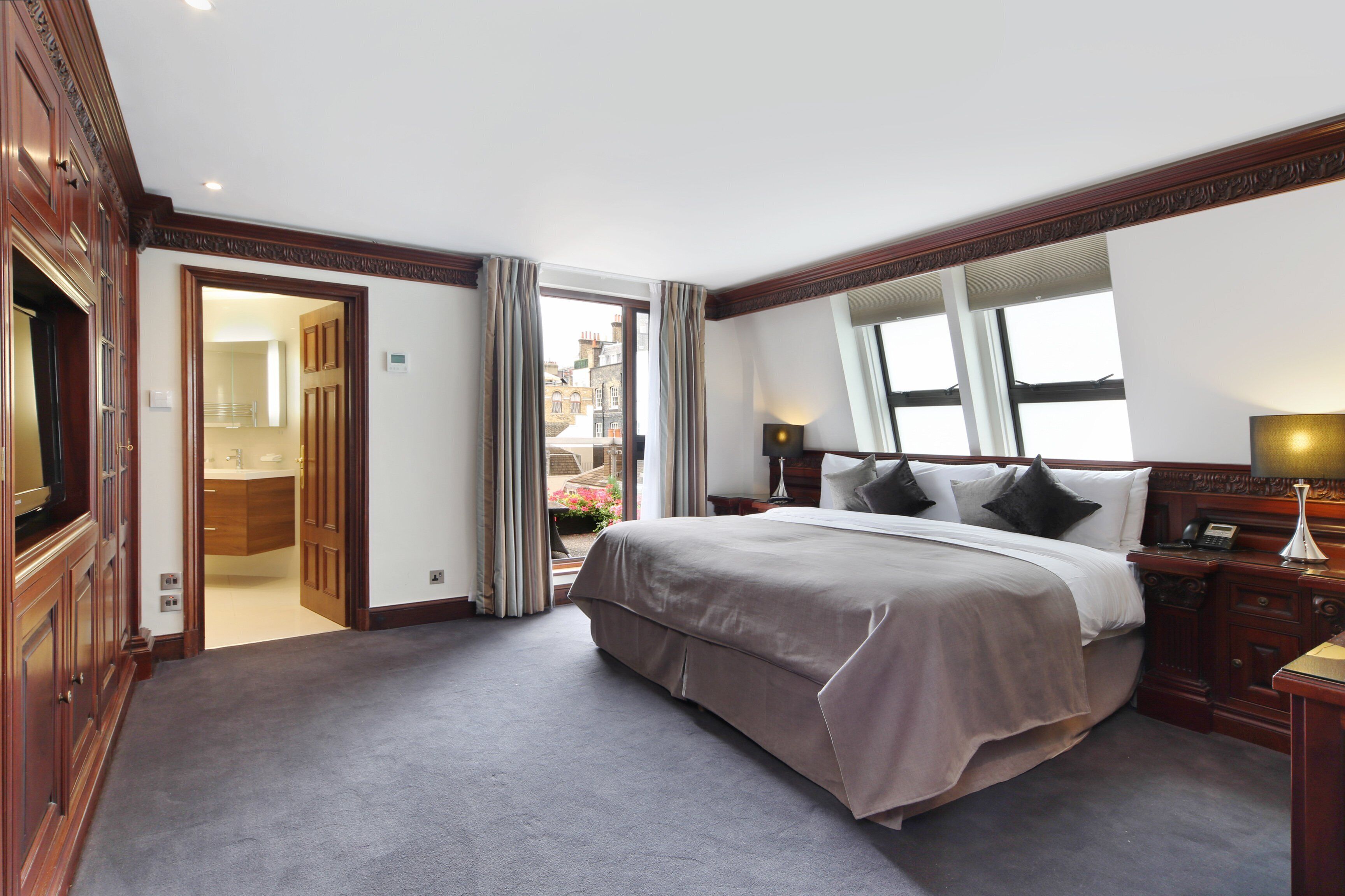 Mayfair House
