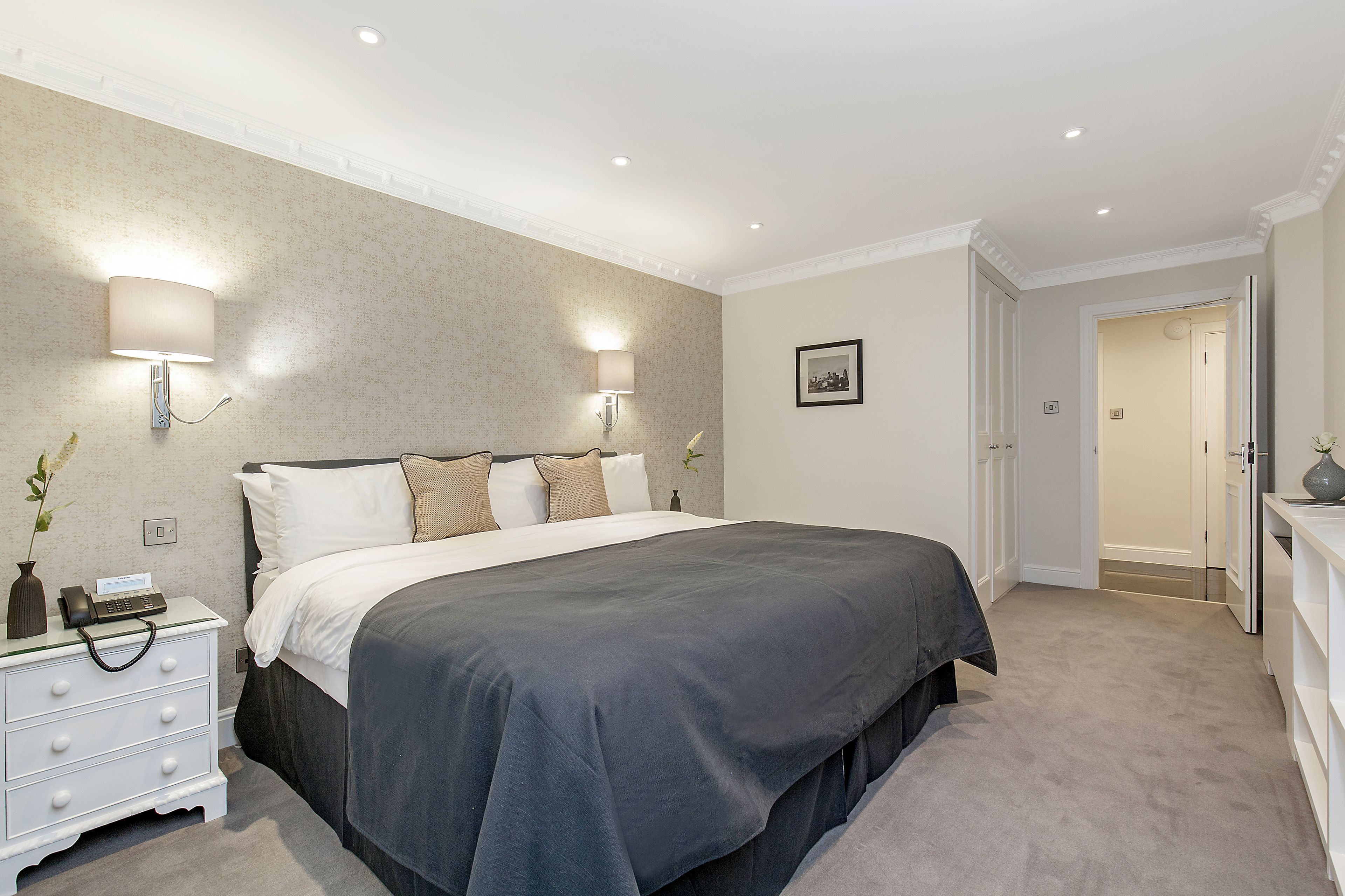 Mayfair House