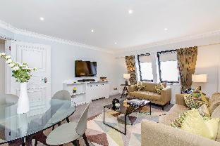 Mayfair House