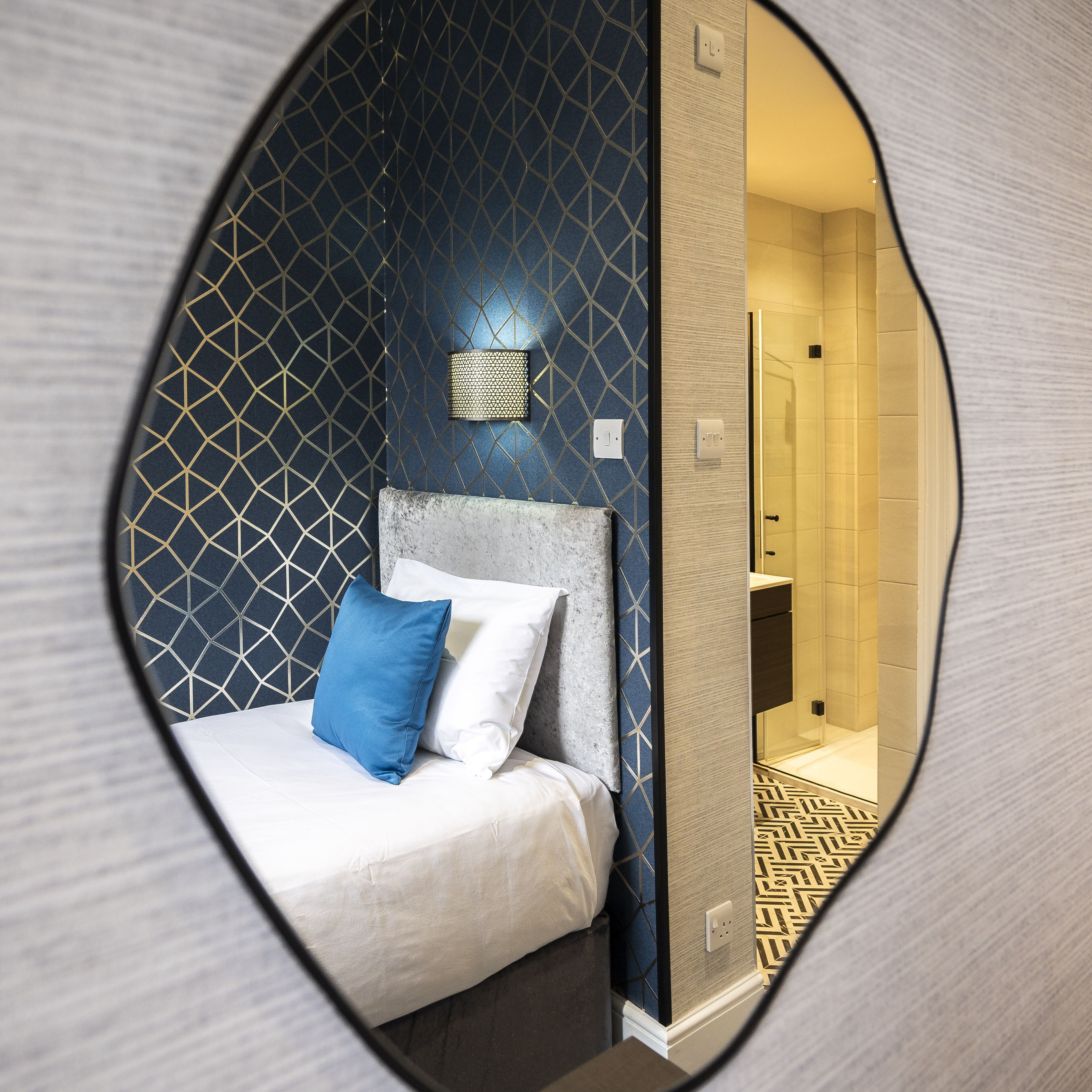 Mentone Hotel