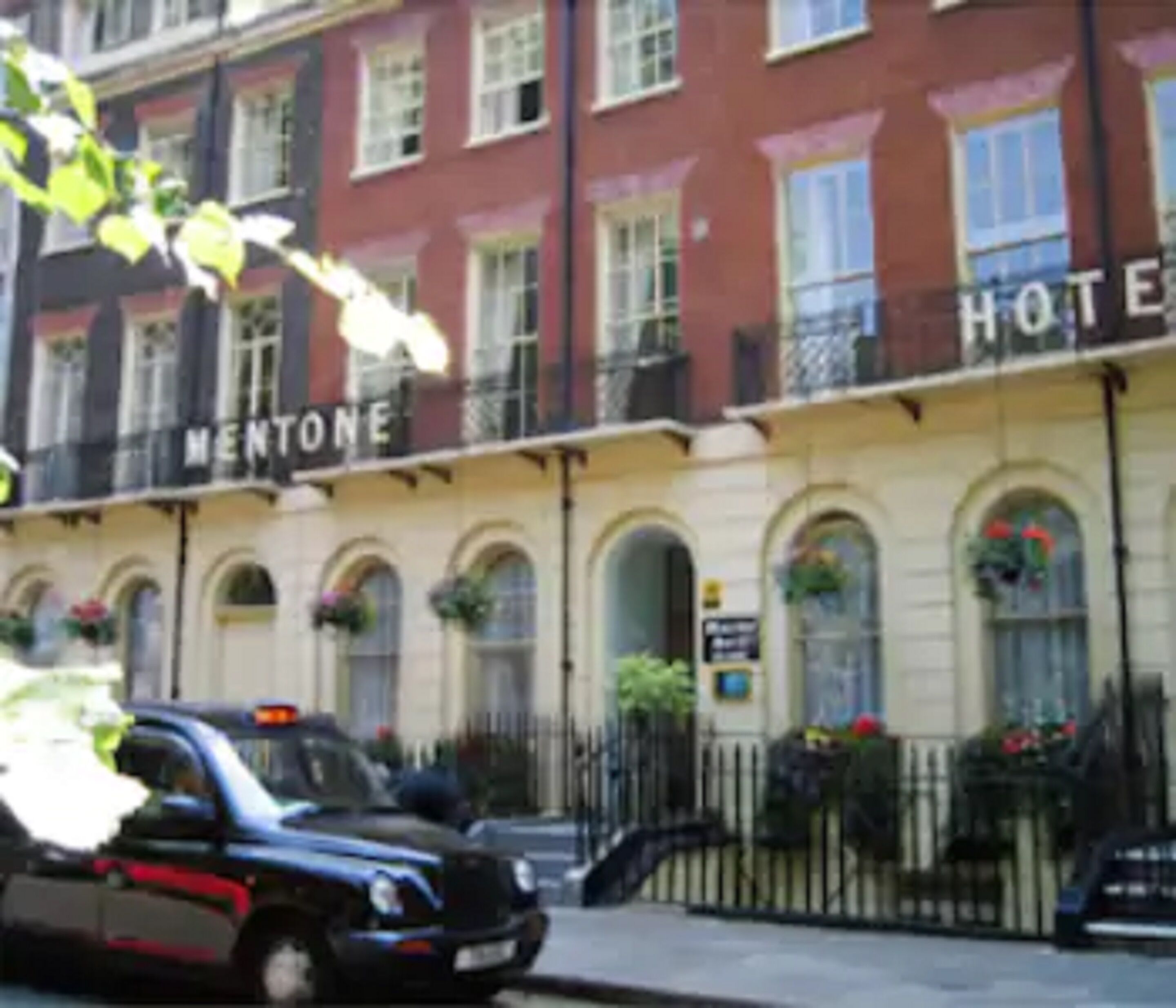Mentone Hotel