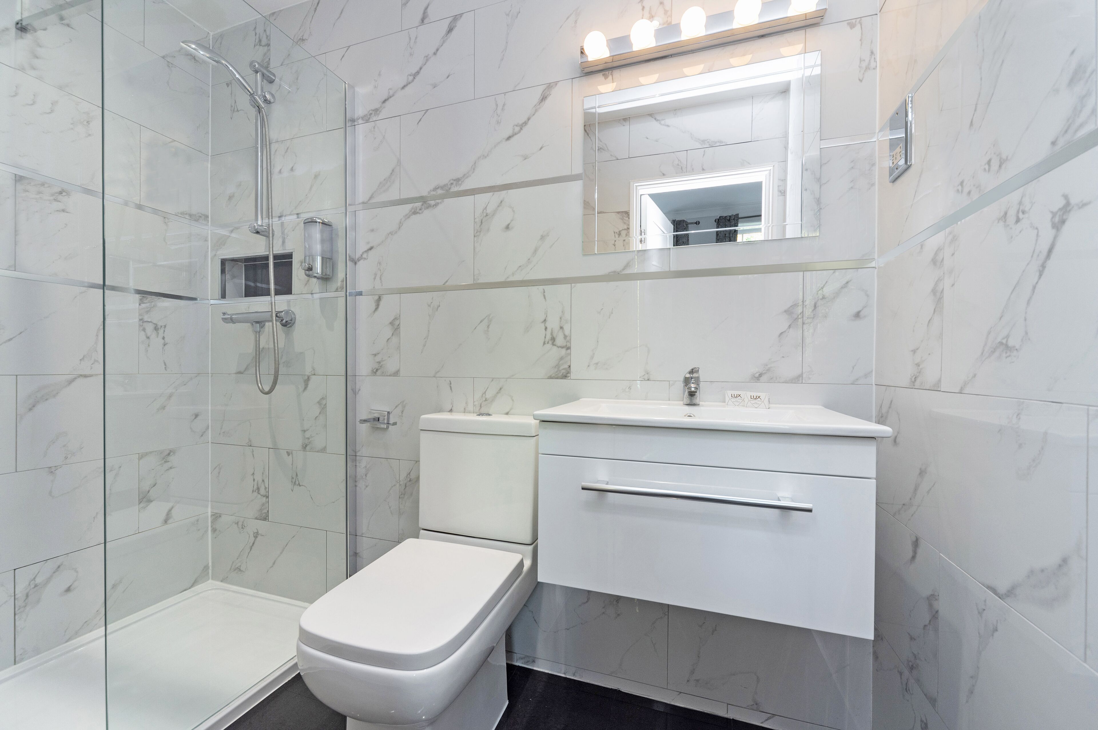 Mentone Hotel