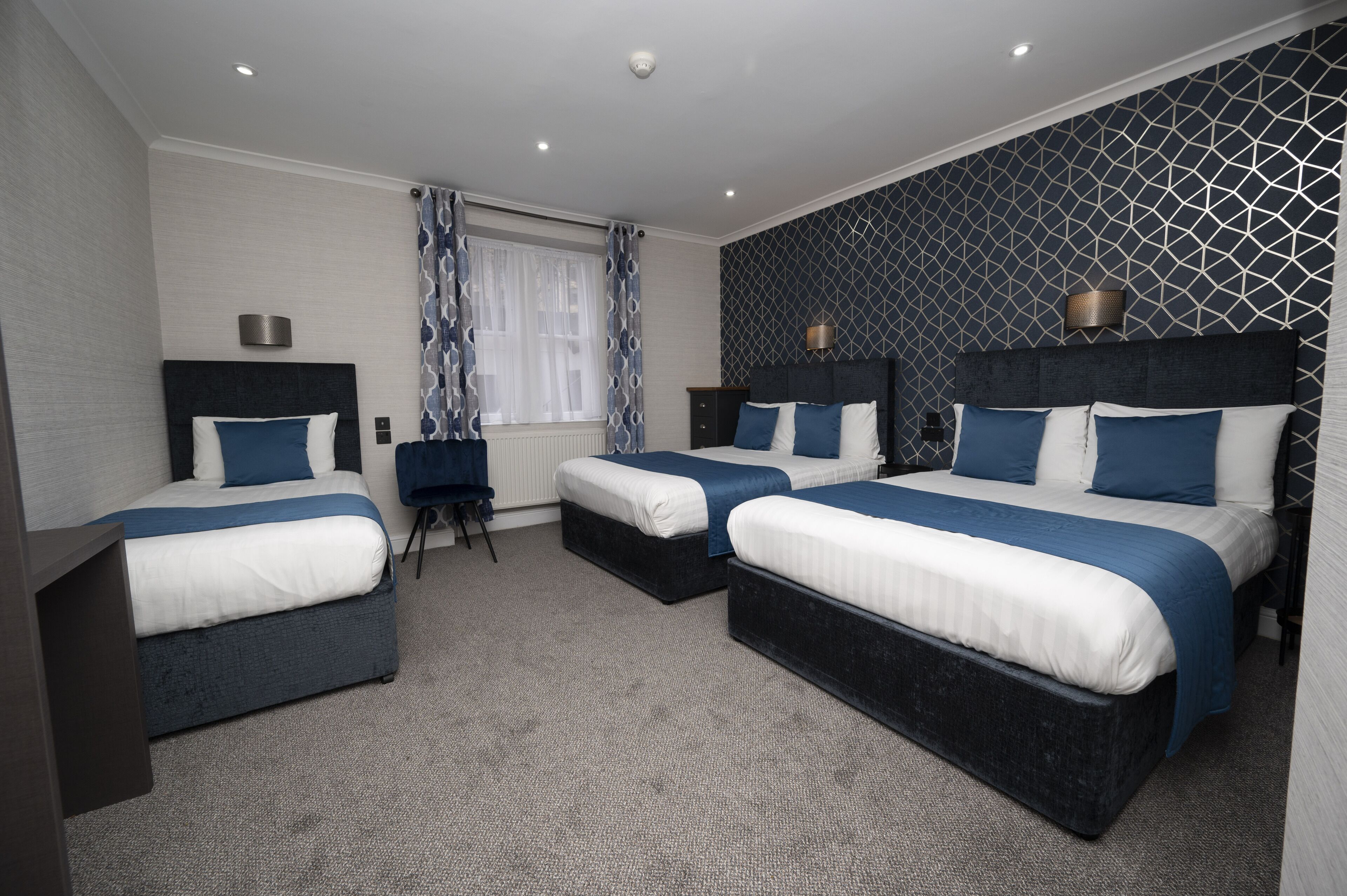 Mentone Hotel