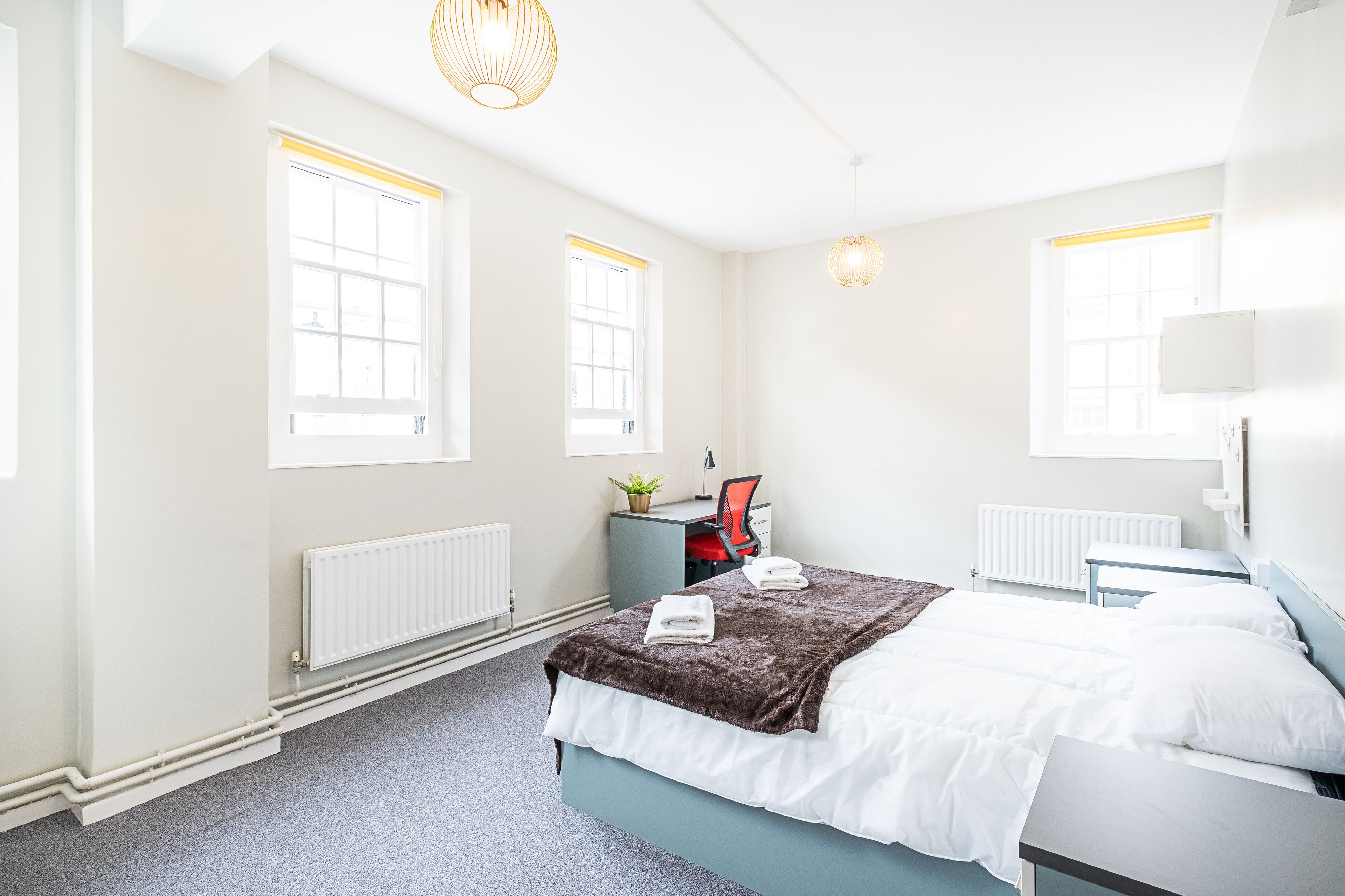 Modern Rooms And Studio in Westminster